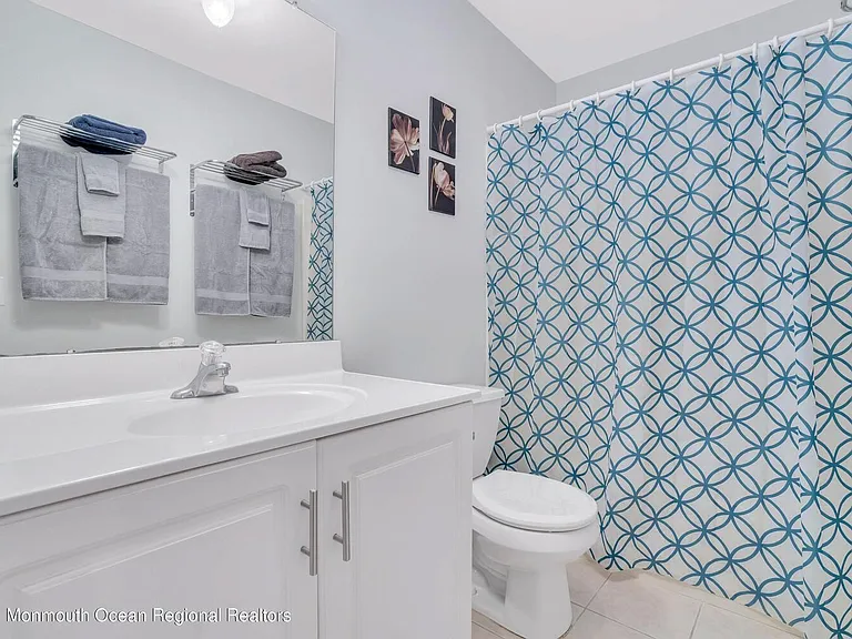 732 3rd Ave — Photo 19