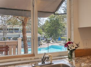 3207 SW 319th St UNIT 48, Federal Way, WA 98023