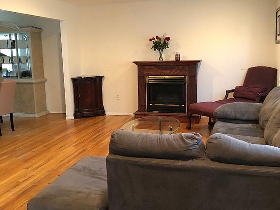 5th image of 378 W Park Ave