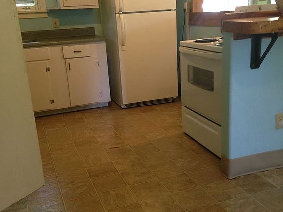2nd image of 423 W Central Ave