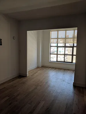 Rented by EXR | media 1