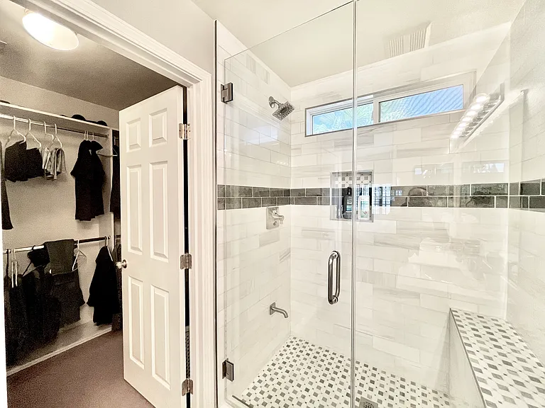 2607 Heathrow St — Photo 7