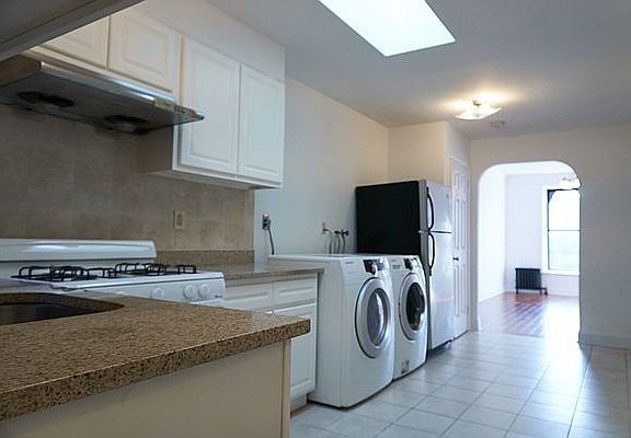 4th image of 311 7th Ave APT 3C