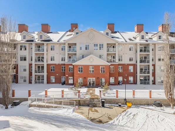 45 Inglewood Dr #406, Saint Albert, AB T8N 0B6