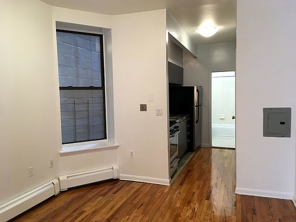 3rd image of 223 E 111th St APT 2F