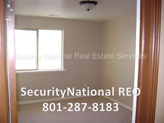 2nd image of 4062 N Heatherfield Ln