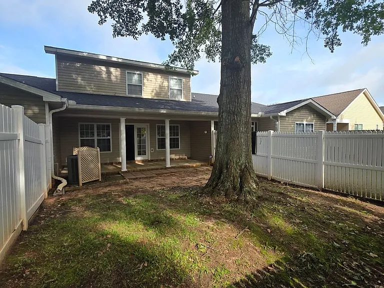 136 Jasmine Cir — Photo 7