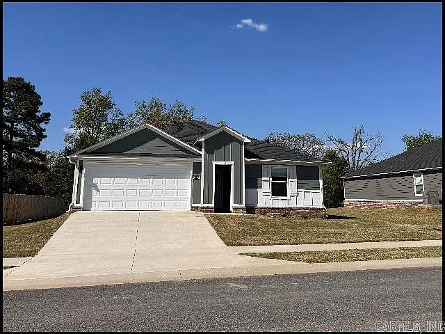 Building Photo - 4344 Sloan Dr