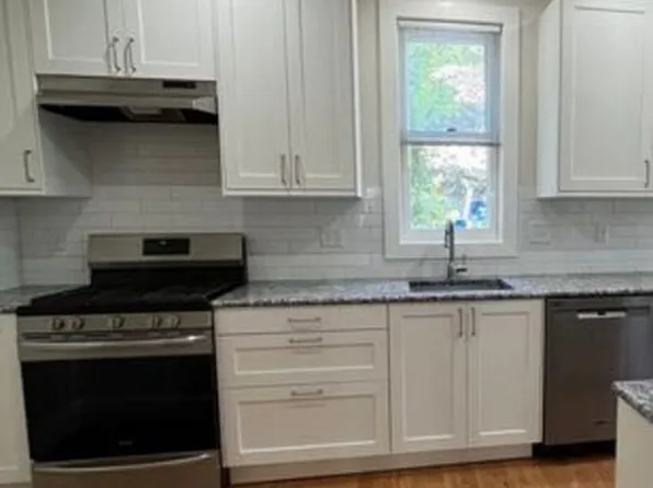 15 Westminster Ave #1, Lexington, MA 02420