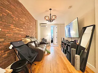 Rented by Doorway NYC, LLC