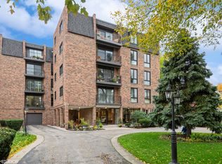 1419 Bonnie Brae Pl APT 2B, River Forest, IL 60305