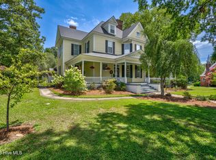 109 S Walnut St, Spring Hope, NC 27882
