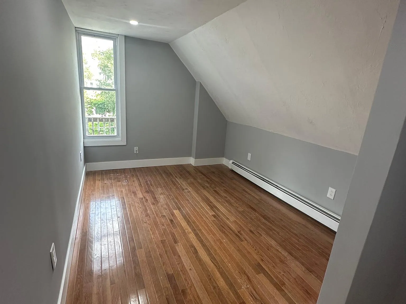 47 West St — Photo 3