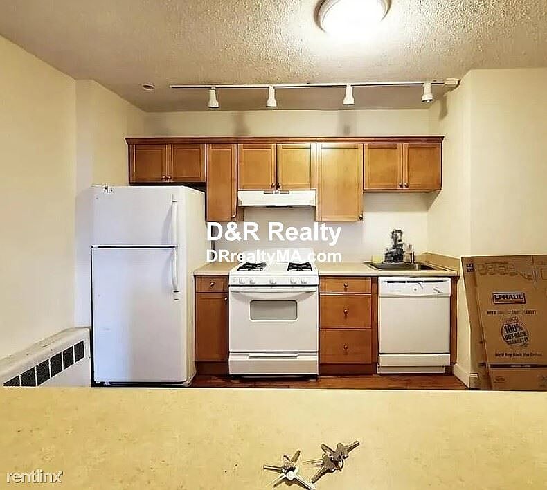 4 Dudley #2 Cambridge Unit Photo 1