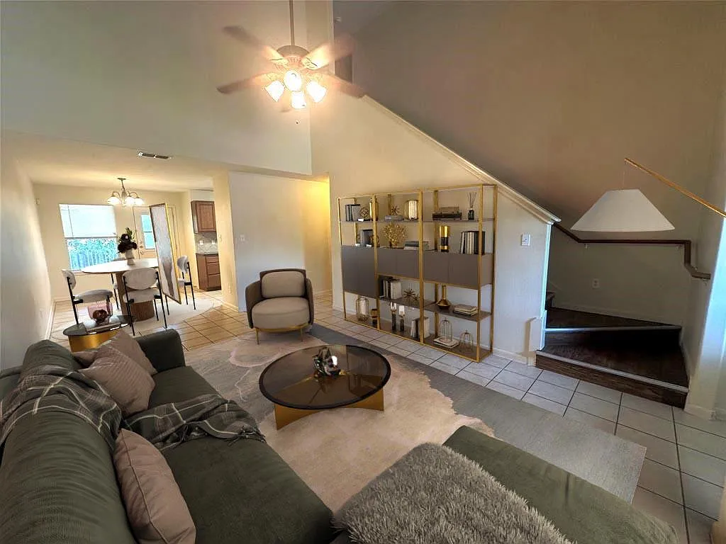 3 bed, 2.0 bath, 1304 sqft, $1,650 — Photo 3
