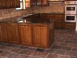 5th image of 804 Saddlebrook Dr N