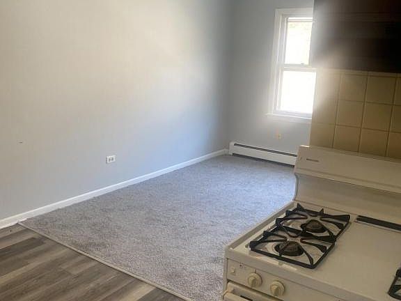 4th image of 1369 River Dr APT 6