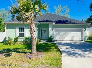 39 Dudley St, Atlantic Beach, FL 32233