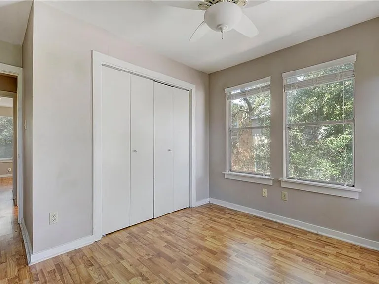 1305 Lorrain St #E — Photo 13