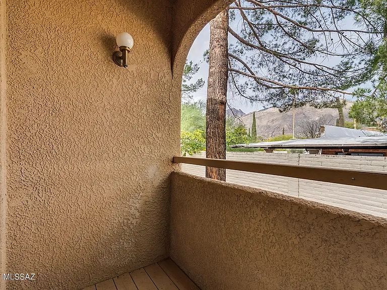 5750 N Camino Esplendora #222 — Photo 6