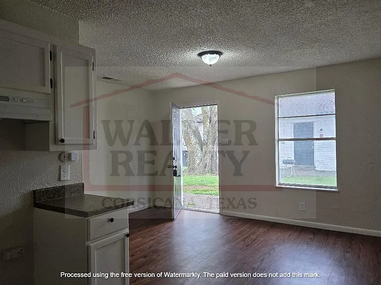 232 S 41st St #7 — Photo 3