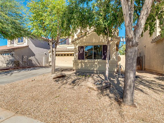 3rd image of 9132 W Globe Ave