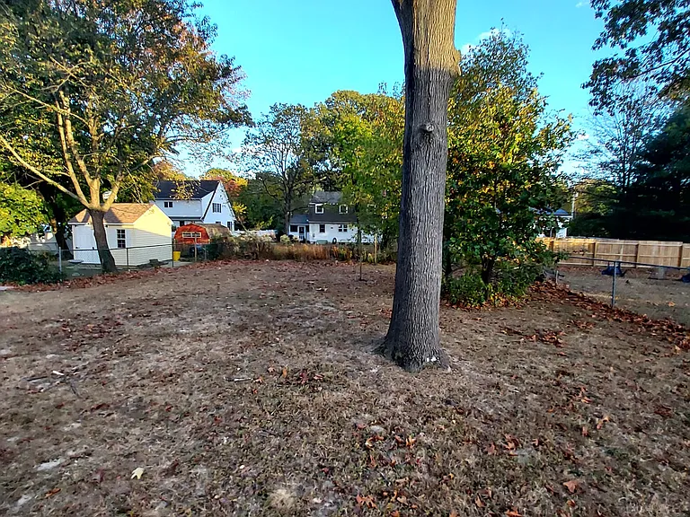 109 E Linden Ave — Photo 12