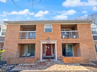 5902 Cove Landing Rd APT 304, Burke, VA 22015