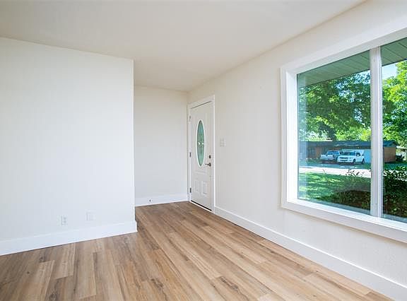 4th image of 3544 Granada Dr