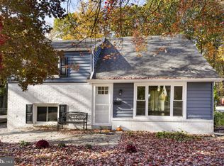 30 Greentree Ln, Malvern, PA 19355