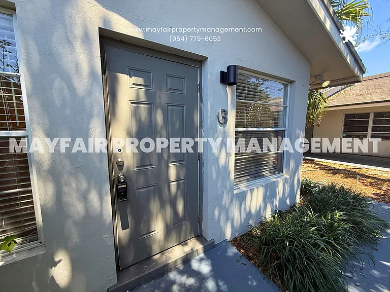627 NE 10th Ave #6 — Photo 12