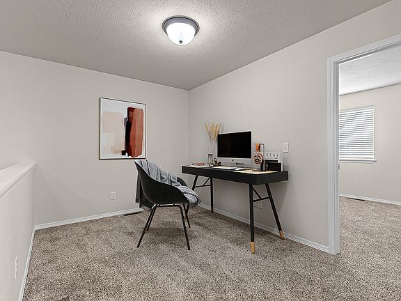 8402NSeminoleSt-10_STAGED