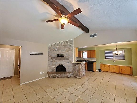 2nd image of 9550 Waxwing St