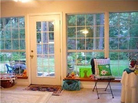 4th image of 2621 Beaverwood Cir