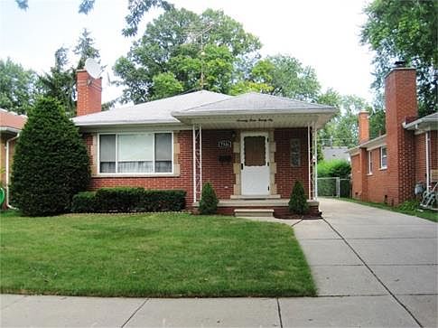 1st image of 7326 Kingsbury St
