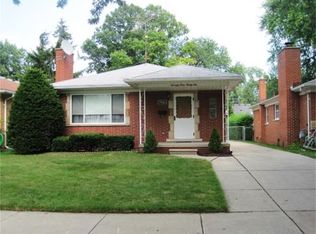 7326 Kingsbury St, Dearborn Heights, MI 48127