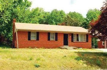 2nd image of 5900 Suitland Rd
