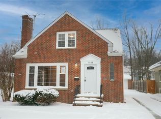 3868 Monticello Blvd, Cleveland Heights, OH 44121