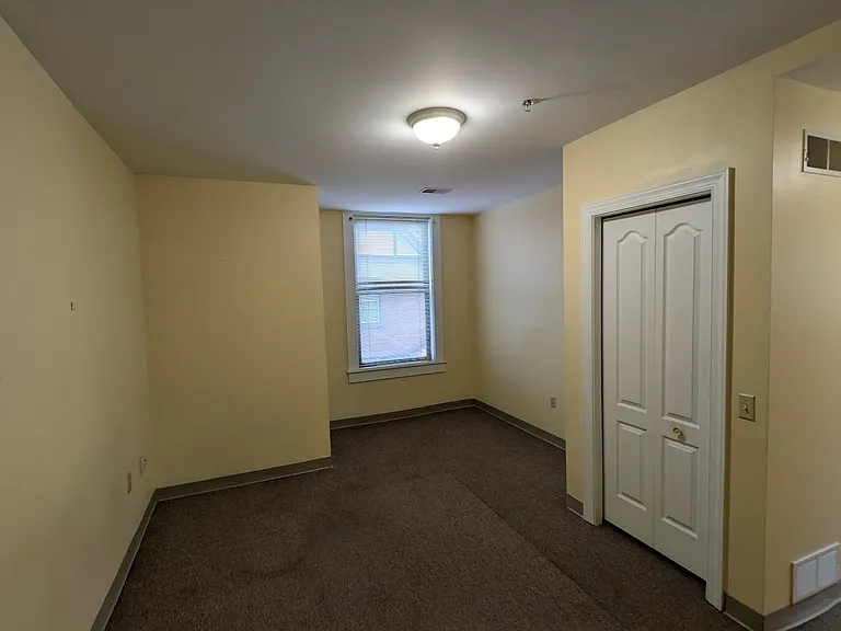 320 E Lincoln Ave — Photo 24