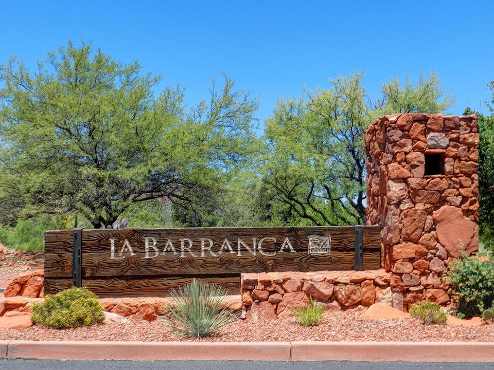 1st image of 35 La Barranca Dr