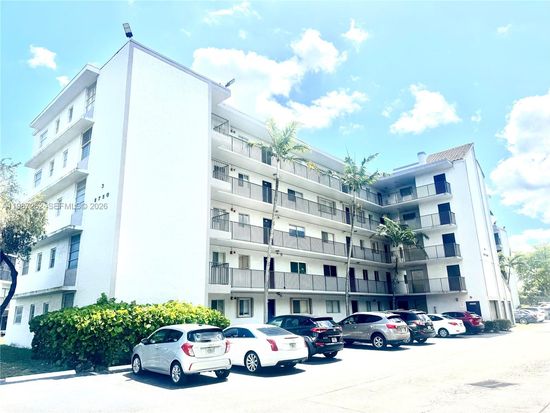 8750 N Sherman Cir APT 202, Miramar, FL 33025