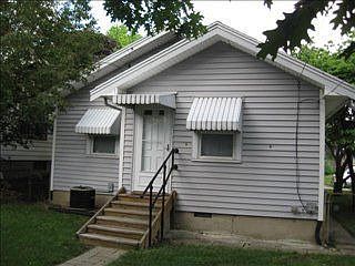 2nd image of 2813 Whittier Ave