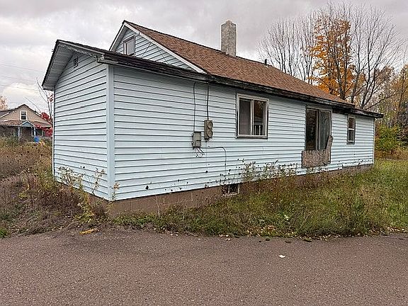 4th image of 101 Alder Ln