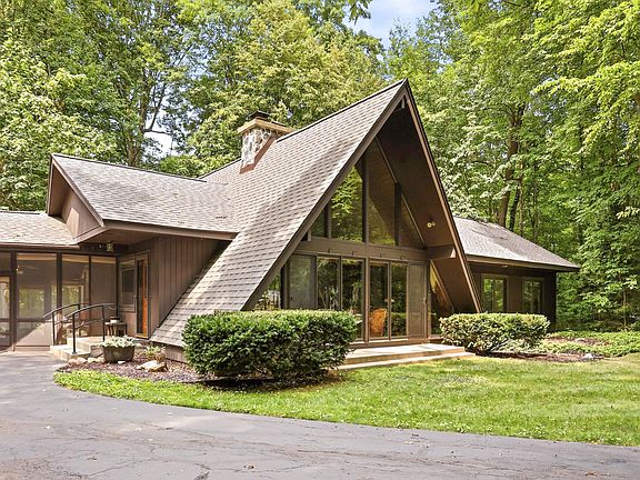 5th image of 5130 Churchgrove Rd