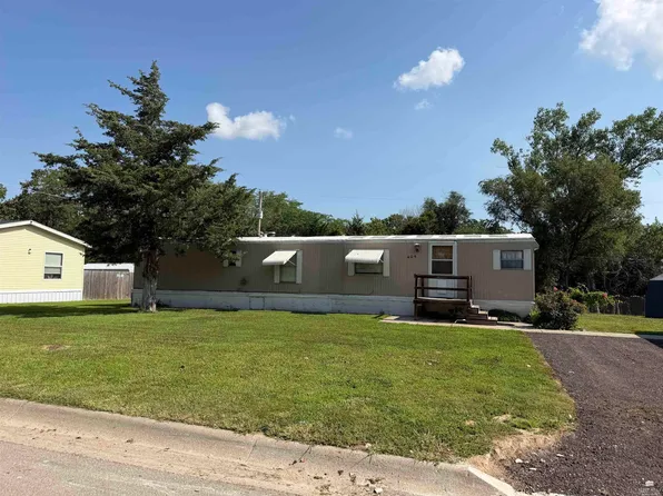 404 Witt Ave, Junction City, KS 66441