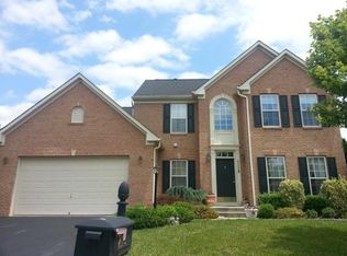 2116 Chestnut Ln, Frederick, MD 21702