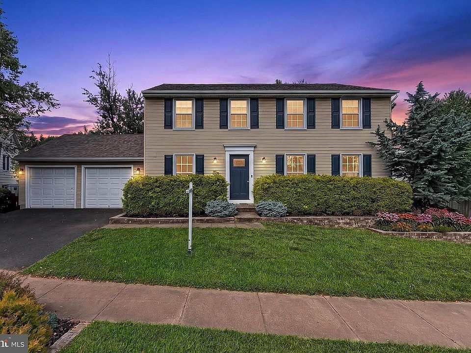 1st image of 1057 Burwick Dr