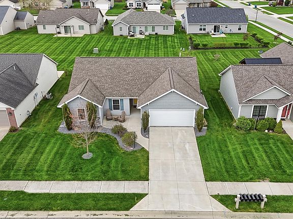 2nd image of 15911 Classic Lake Dr