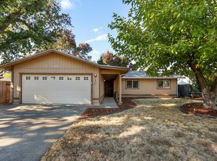 1494 1st St, Anderson, CA 96007