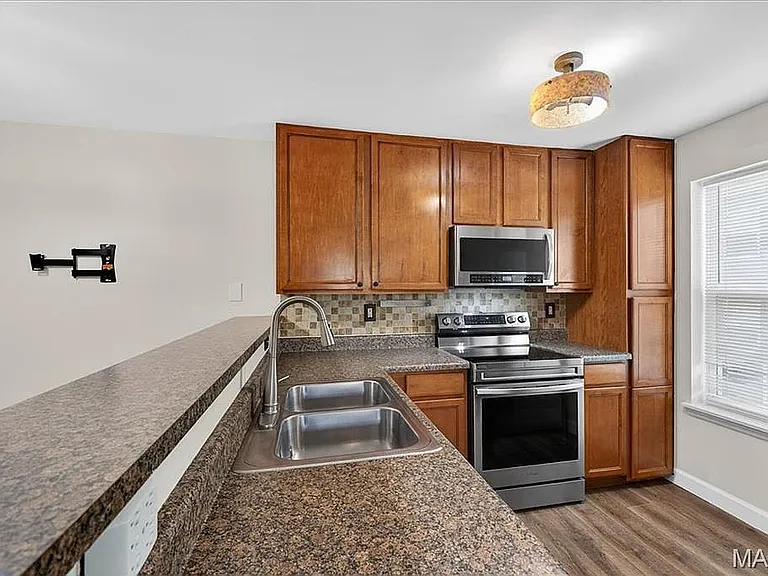 4103 Spring River Dr #4103 — Photo 10